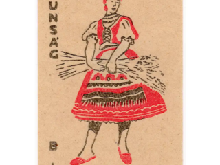 Kuns&aacute;g woman's folk costume